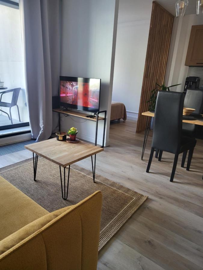Apartment Like A Boss Executive Center Bank Polski 1929